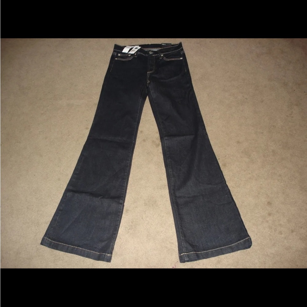NEW GAP Women's Authentic Flare Med Rise Stretch Dark Wash Jeans Sz 26r NWT
